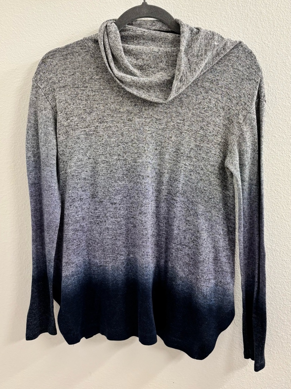 Simply Vera Wang Women’s Gray Ombre Cowl Neck Sweater